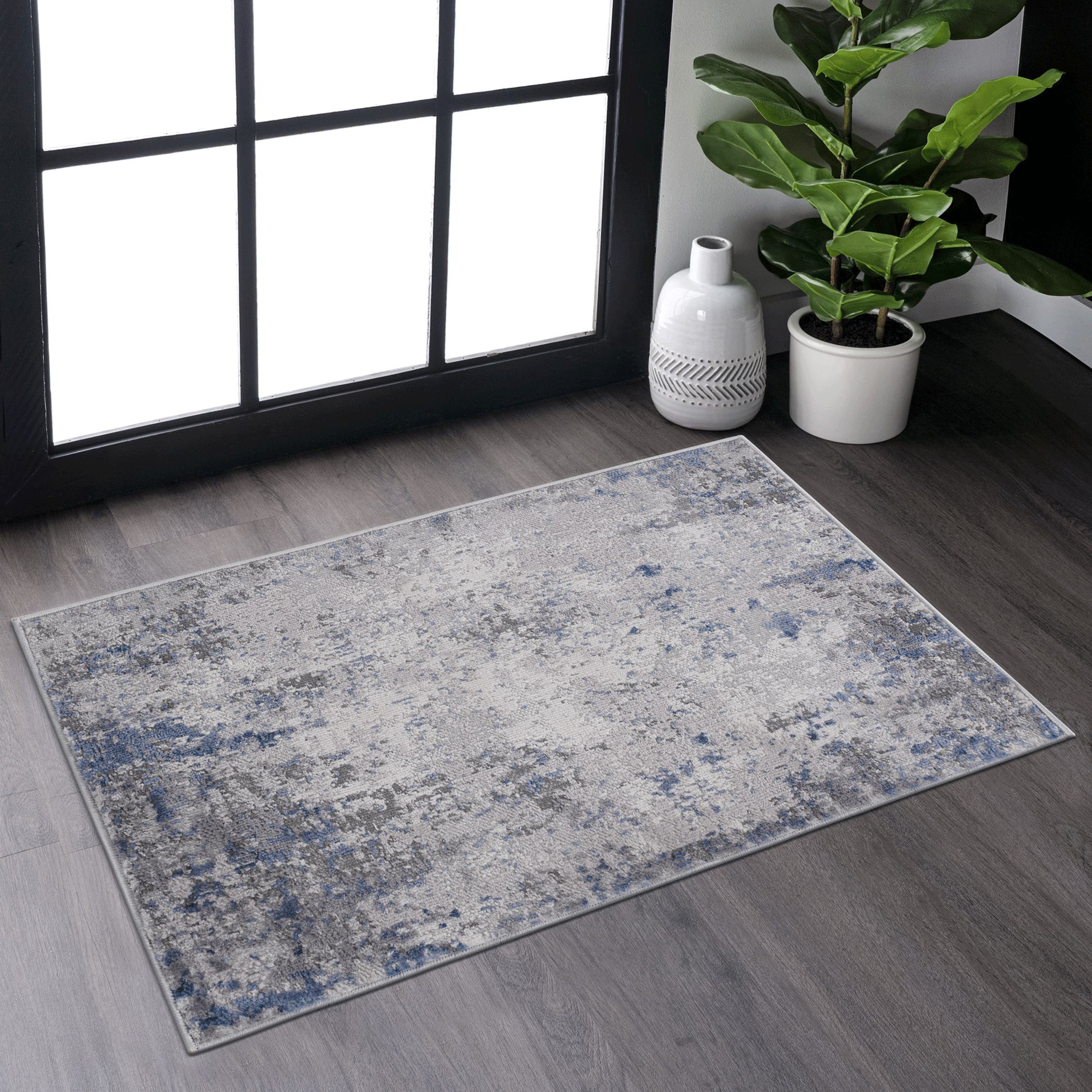 Naar 2x3 Abstract Stain-Resistant Area Rug with Non-Shedding Design, Kid and Pet-Friendly Carpet, 36" L x 24" W x 0.35" H, Silver