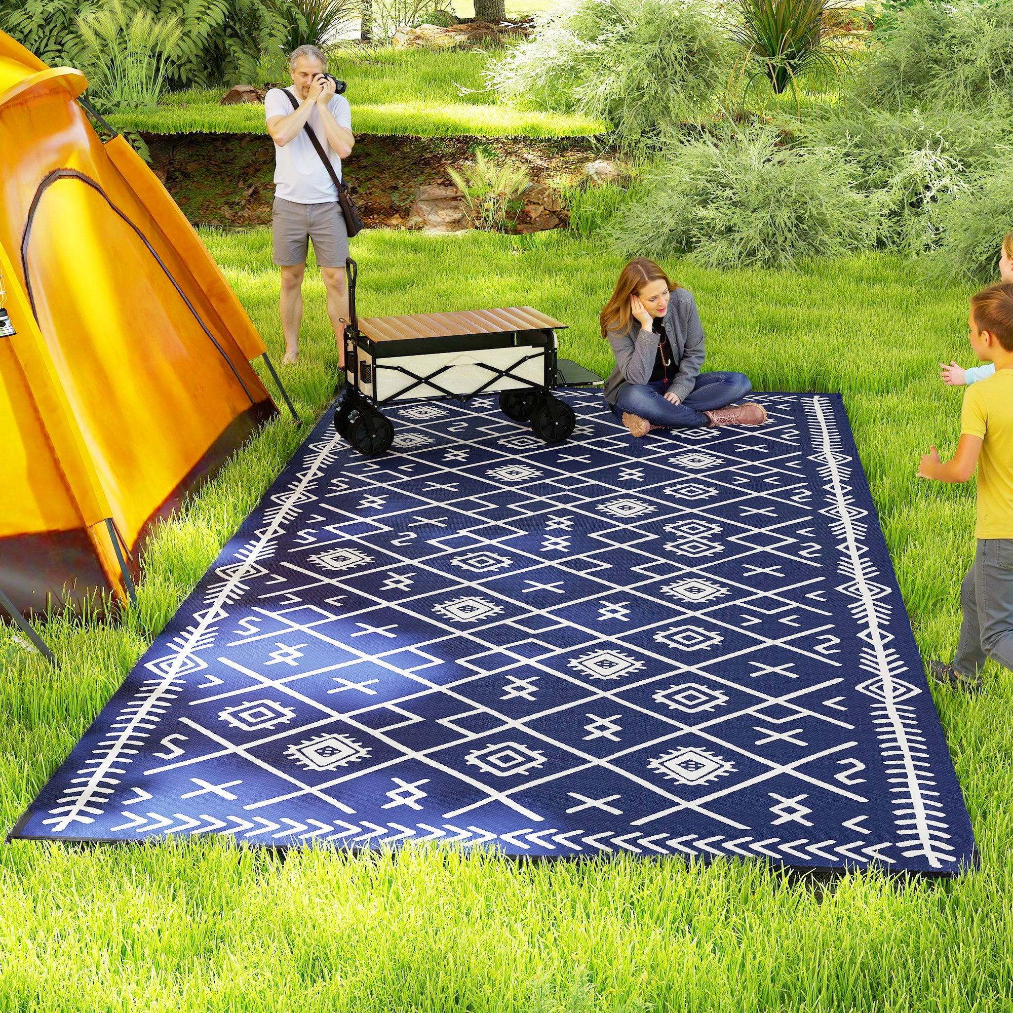Reversible Outdoor Rug, Waterproof Plastic Straw with Carry Bag, 9' x 18', Blue & White Rhombus