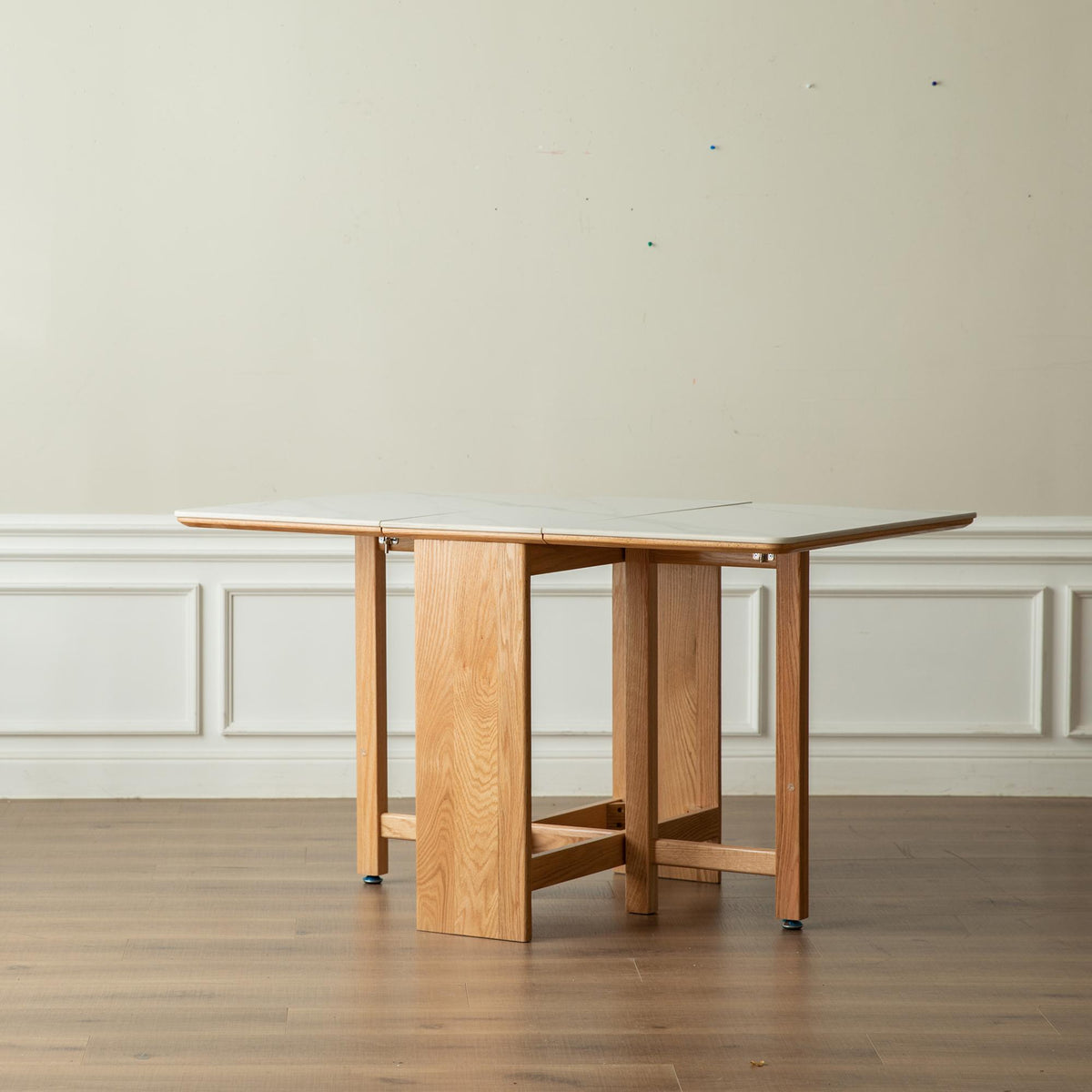 Solid Oak Extending Dining Table with Faux Rock Slab Top, Space-Saving Kitchen Table for 4-6 People, 559″ L x 31.5″ W x 29.5″ H, Light Oak