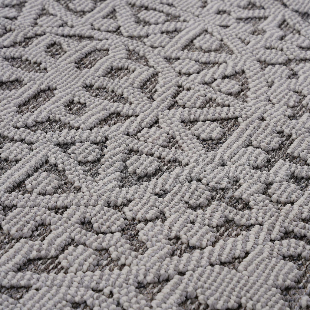 6x9 Stain Resistant Medallion Area Rug with Medium Pile, Easy Maintenance, Kid and Pet-Friendly Carpet, 93" L x 79" W x 0.3" H, Gray+White