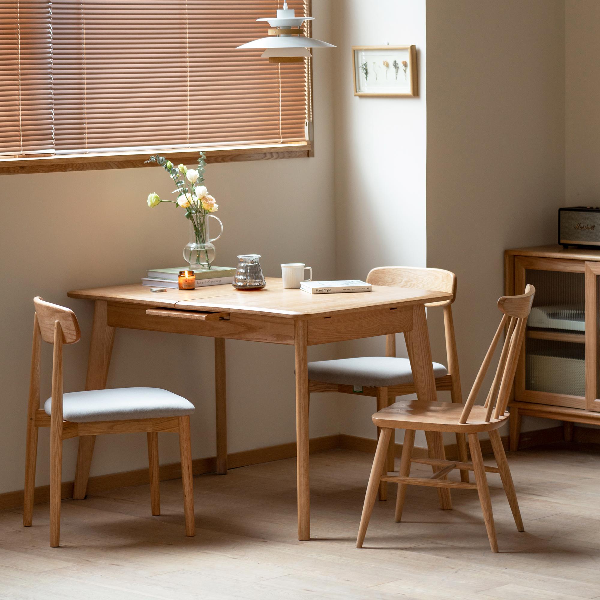 Extendable Dining Table with Diagonal Legs & Rounded Corners, Versatile Kitchen Table for 6-8 People, 59″ L x 31.5″ W x 29.5″ H, Light Oak