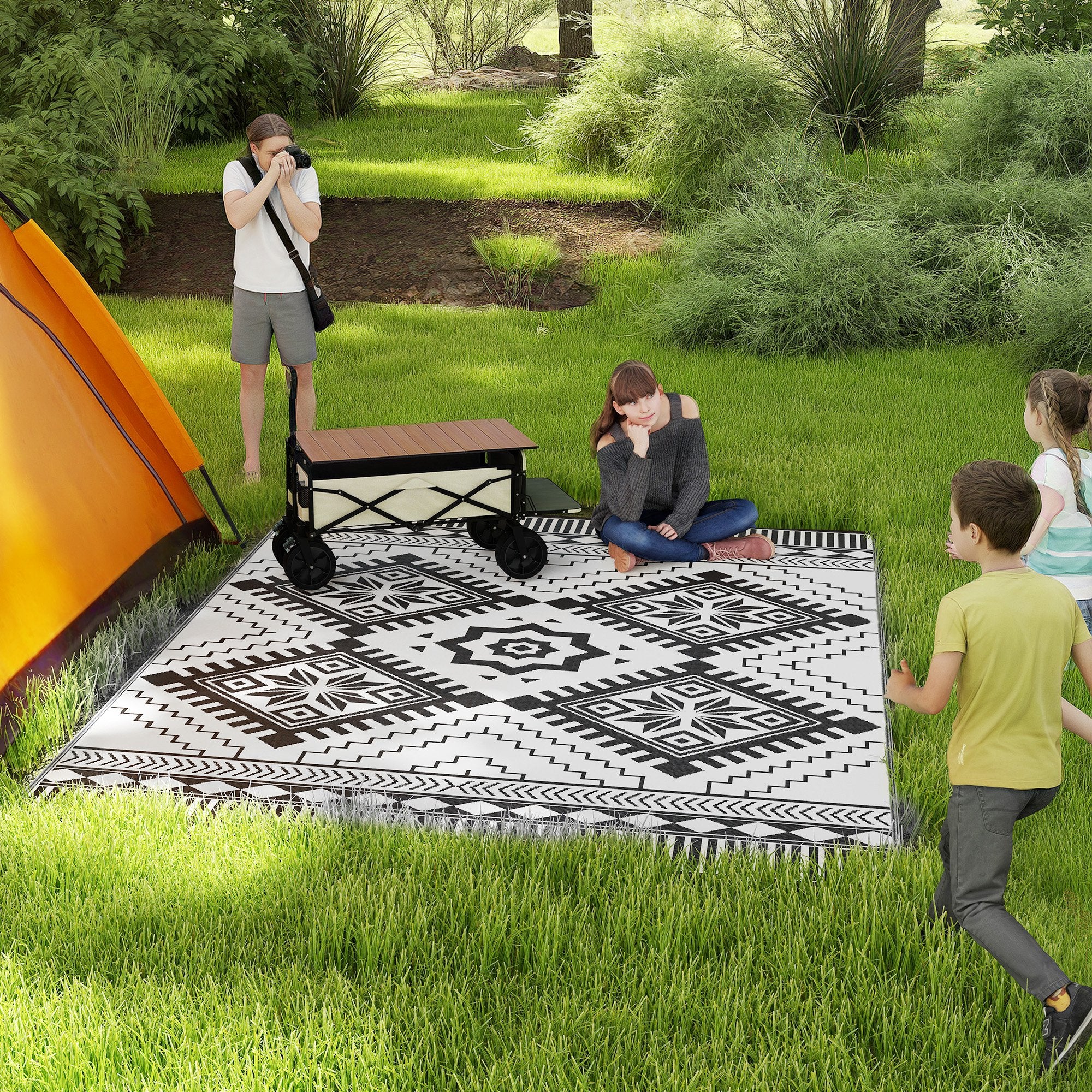 Reversible Outdoor Rug, Waterproof Plastic Straw with Carry Bag, 9' x 12', White & Black Toothed Rhombus