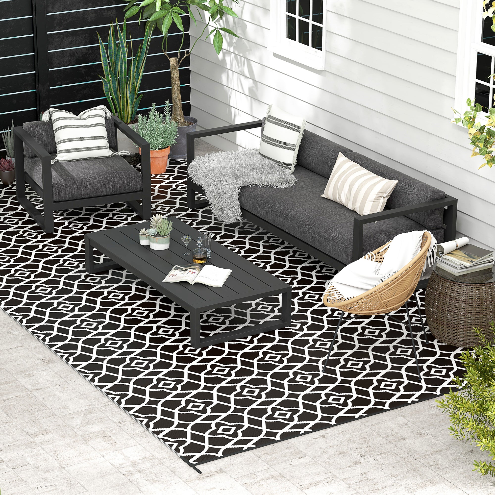Reversible Outdoor Rug Carpet RV Camping Rugs with Carry Bag, 9' x 18', Black & White Clover