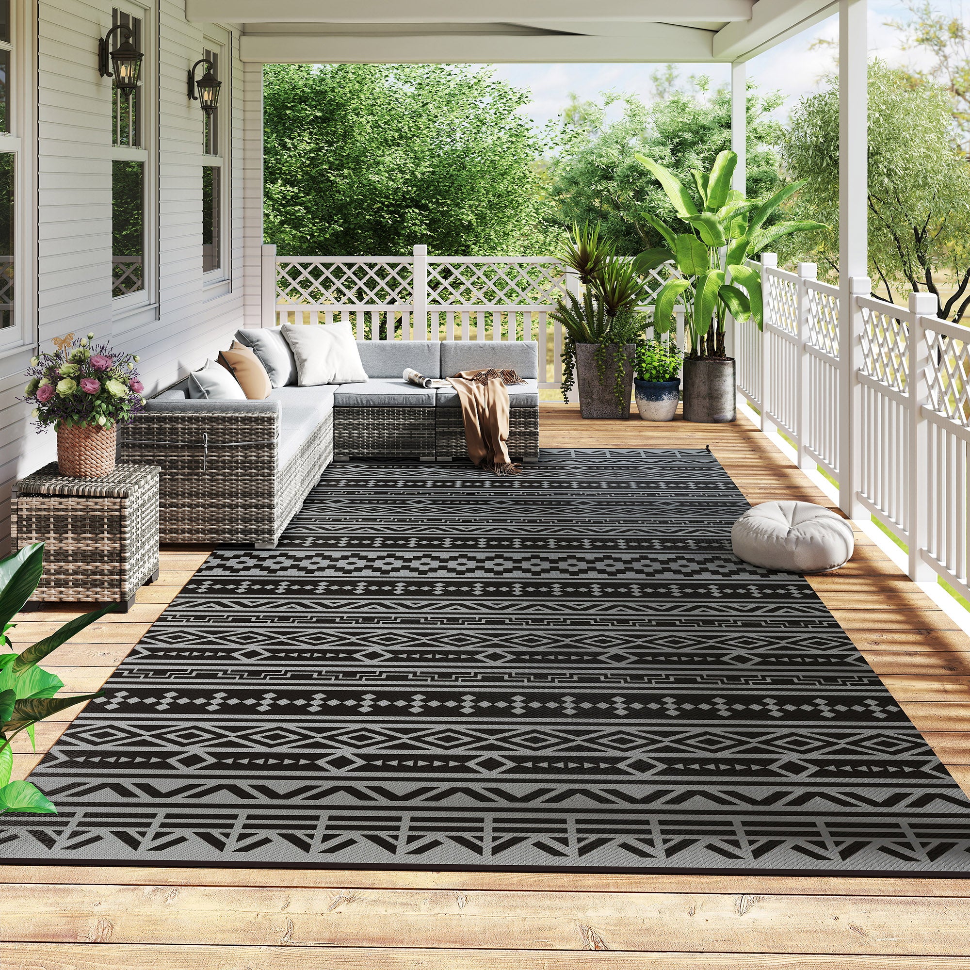 Reversible Outdoor Rug, Waterproof Plastic Straw with Carry Bag, 9' x 18', Black & Gray Geometric Wall