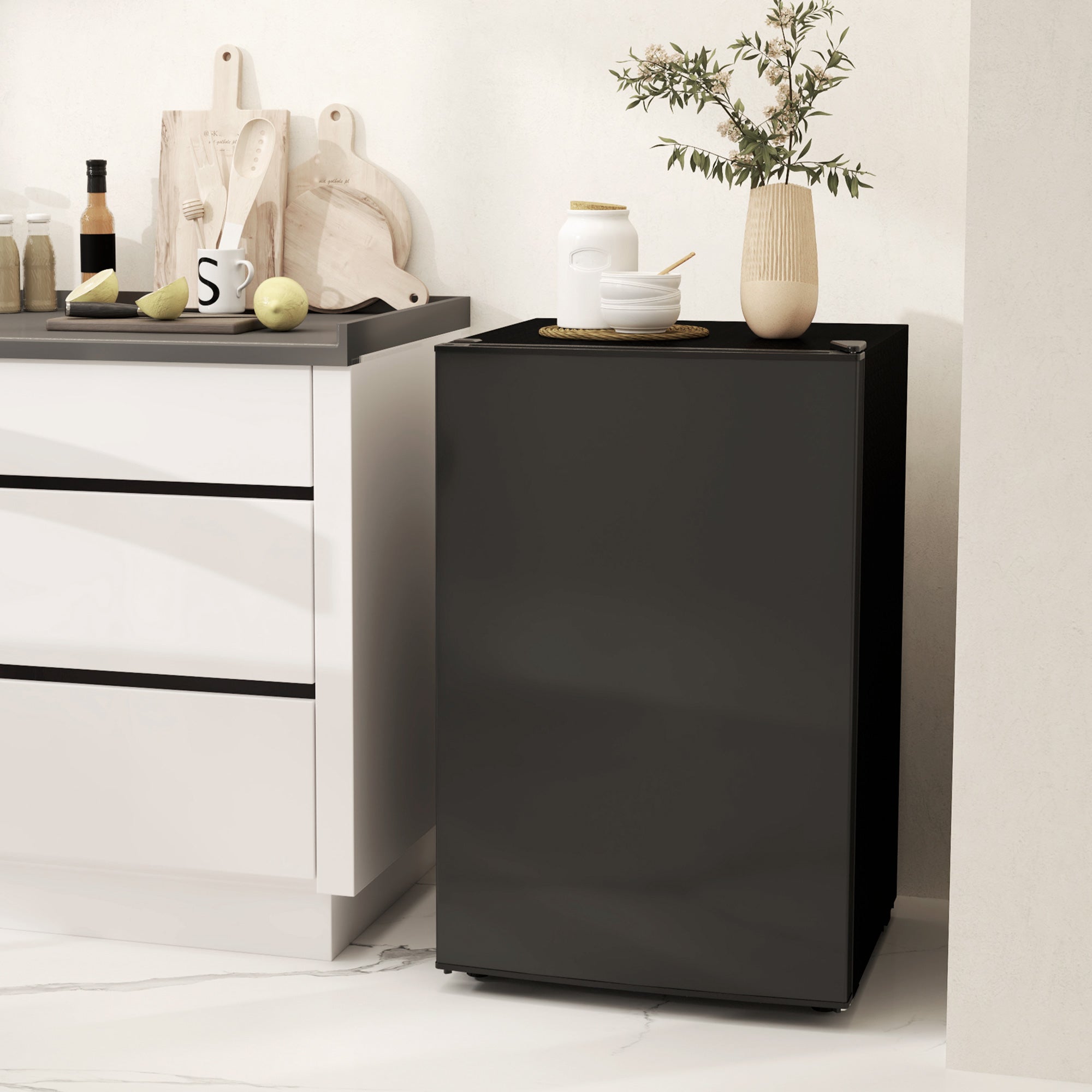 4.5 Cu.Ft Mini Fridge, Single Door Refrigerator with Freezer, Wheels, Adjustable Thermostat, Reversible Door, Black