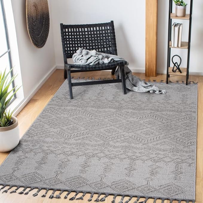 4x6 Indoor Outdoor Stain Resistant Area Rug with Medium Pile, Easy Maintenance, Kid and Pet-Friendly Carpet, 74" L x 48" W x 0.3" H, White