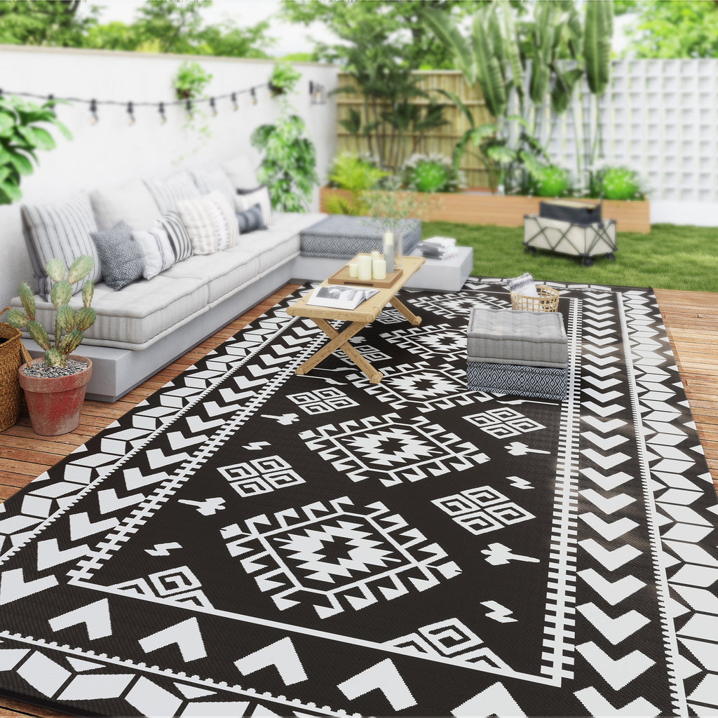 Reversible Outdoor Rug, Waterproof Plastic Straw with Carry Bag, 9' x 18', Black & White Rhombus Patchwork