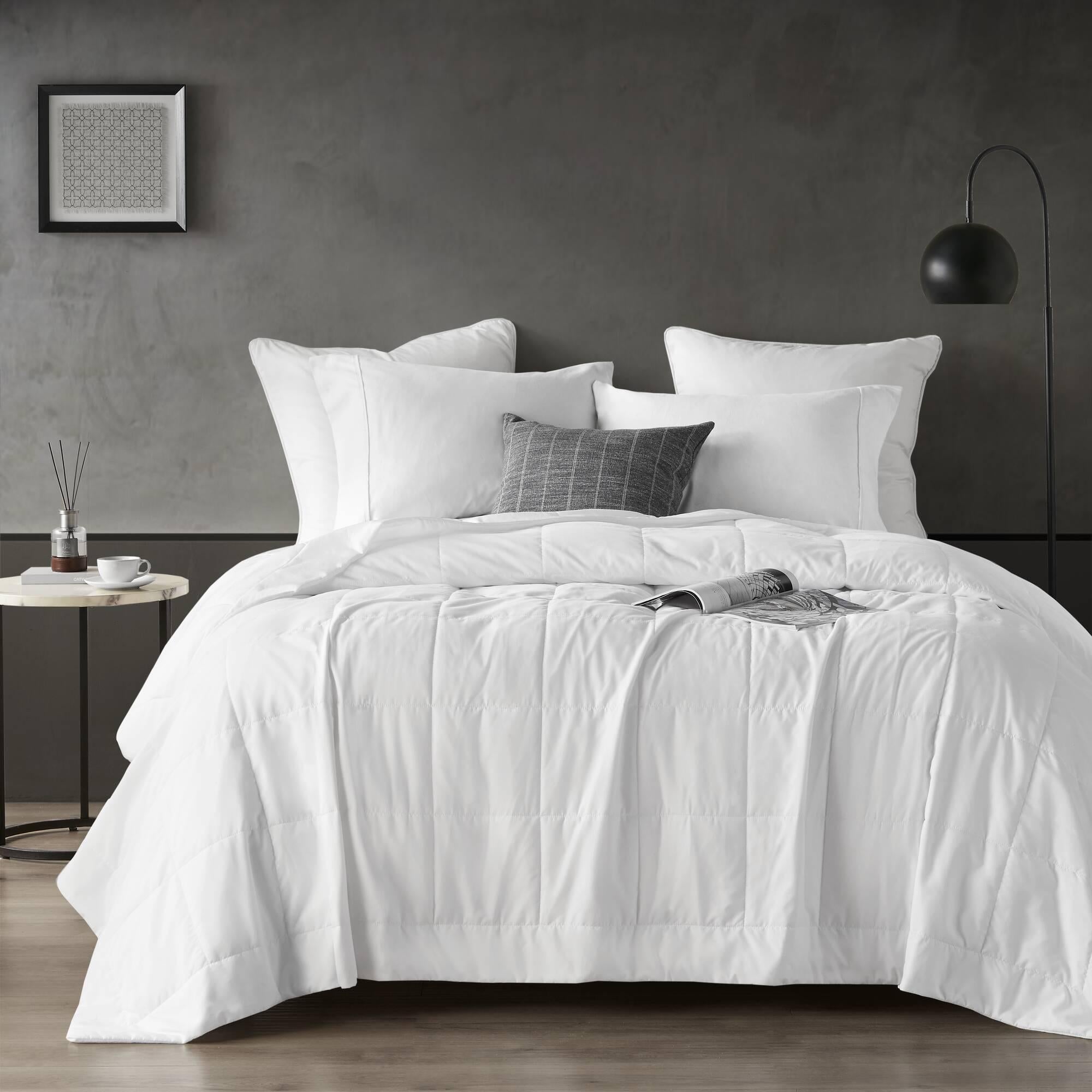 Twin Size Lightweight Down Alternative Blanket with Cool Touch, OEKO-TEX Certified, Machine Washable, 90" L x 68" W x 0.25" H, White