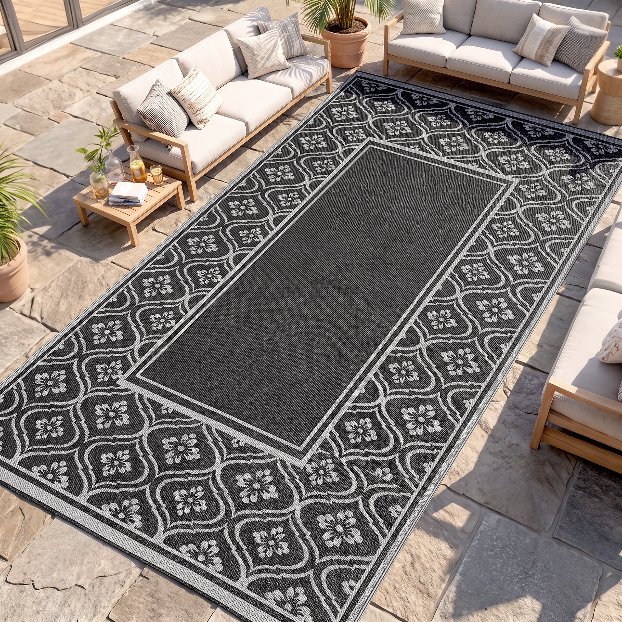 Reversible Outdoor Rug, Waterproof Plastic Straw with Carry Bag, 9' x 18', Black & Gray Gourd Border