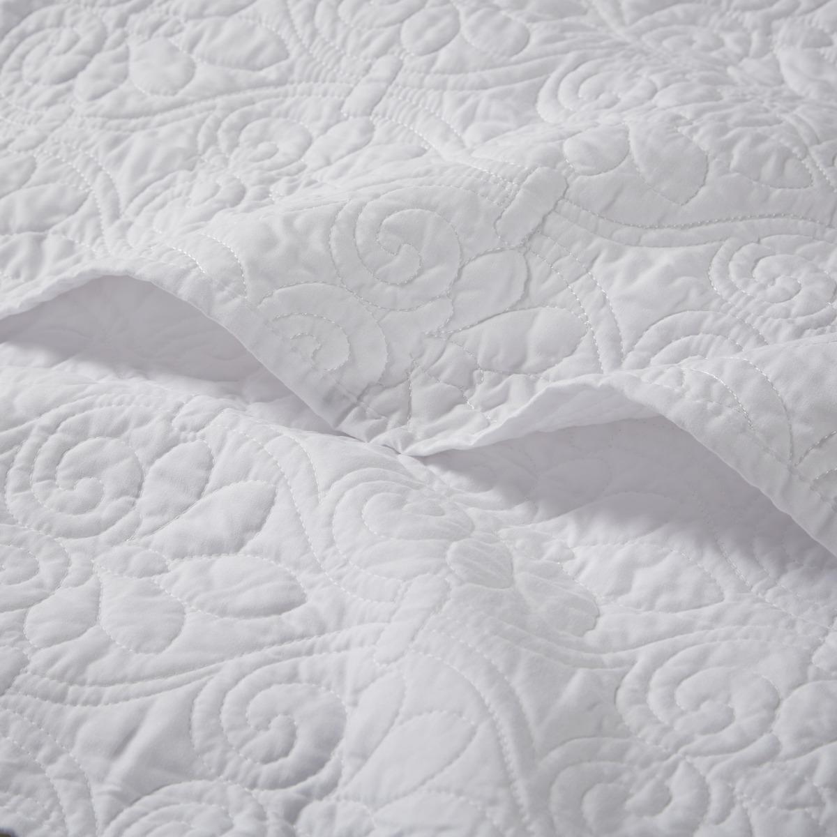 Oversized Quilted Throw Blanket with 100% Cotton Fill, Stitch Pattern, Machine Washable, Perfect for Any Décor, 70" L x 60" W x 0.25" H, White