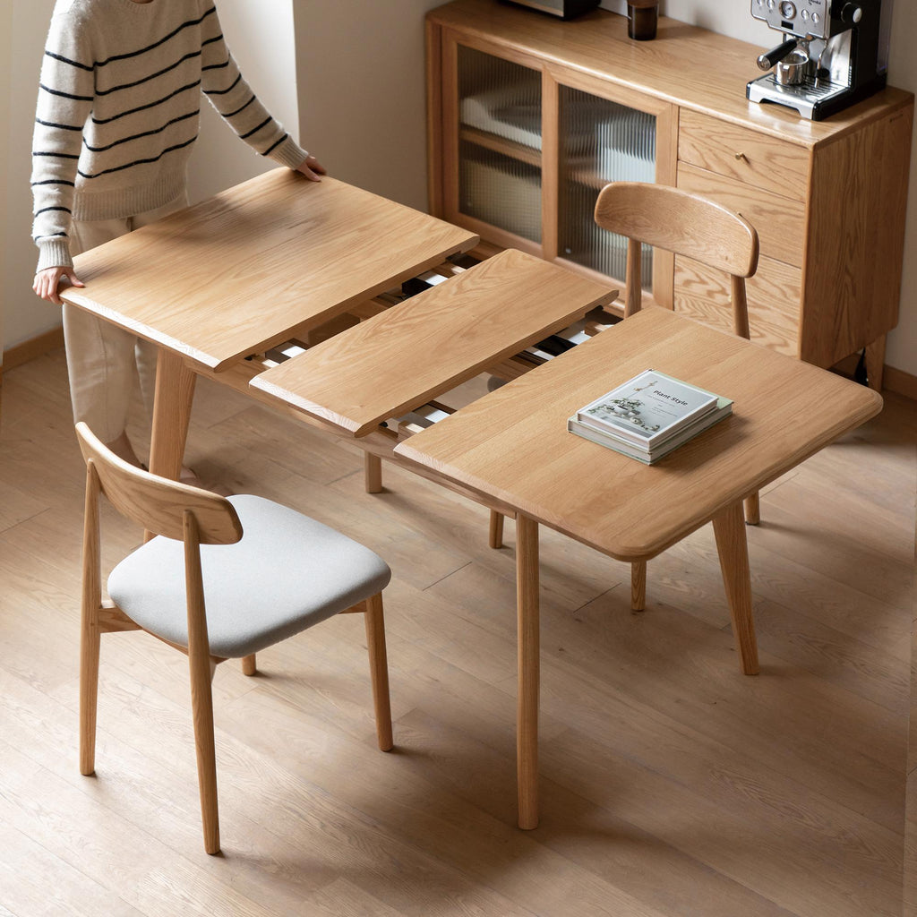 Extendable Dining Table with Diagonal Legs & Rounded Corners, Versatile Kitchen Table for 6-8 People, 59″ L x 31.5″ W x 29.5″ H, Light Oak
