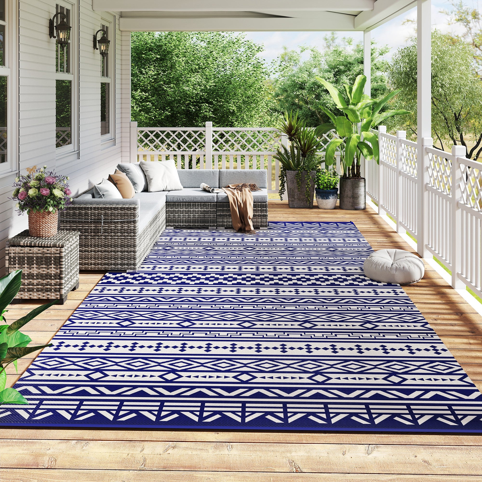 Reversible Outdoor Rug, Waterproof Plastic Straw with Carry Bag, 9' x 18', Blue & White Geometric Wall