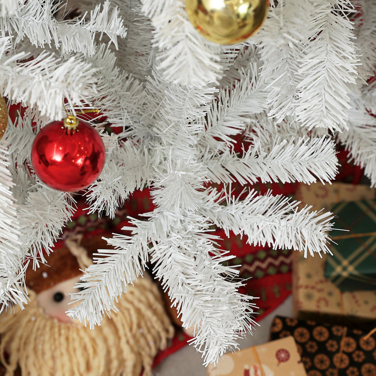 9ft Unlit Artificial White Christmas Tree, Holiday Decor with 2132 Branch Tips, Auto Open and Steel Base