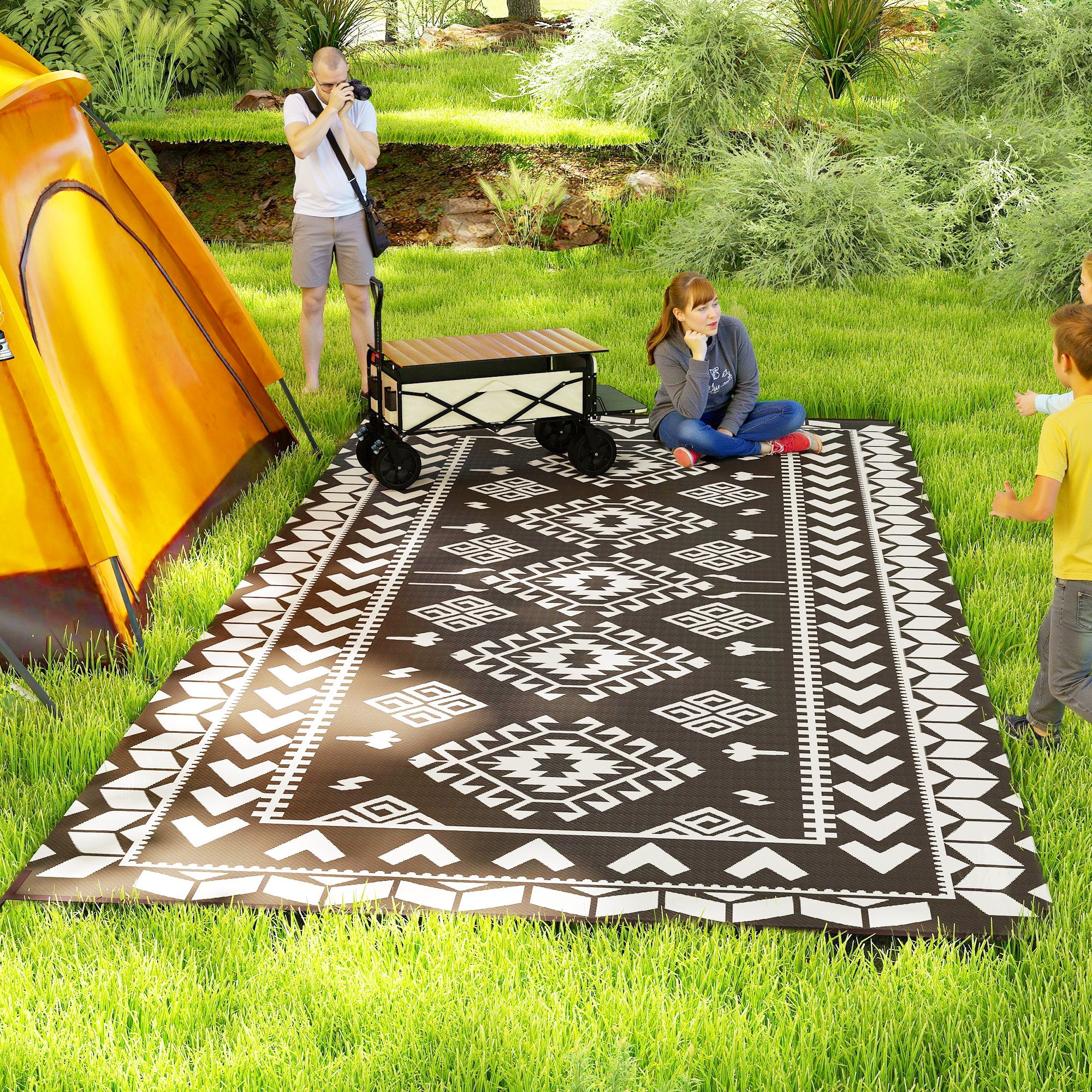 Reversible Outdoor Rug, Waterproof Plastic Straw with Carry Bag, 9' x 18', Black & White Rhombus Patchwork