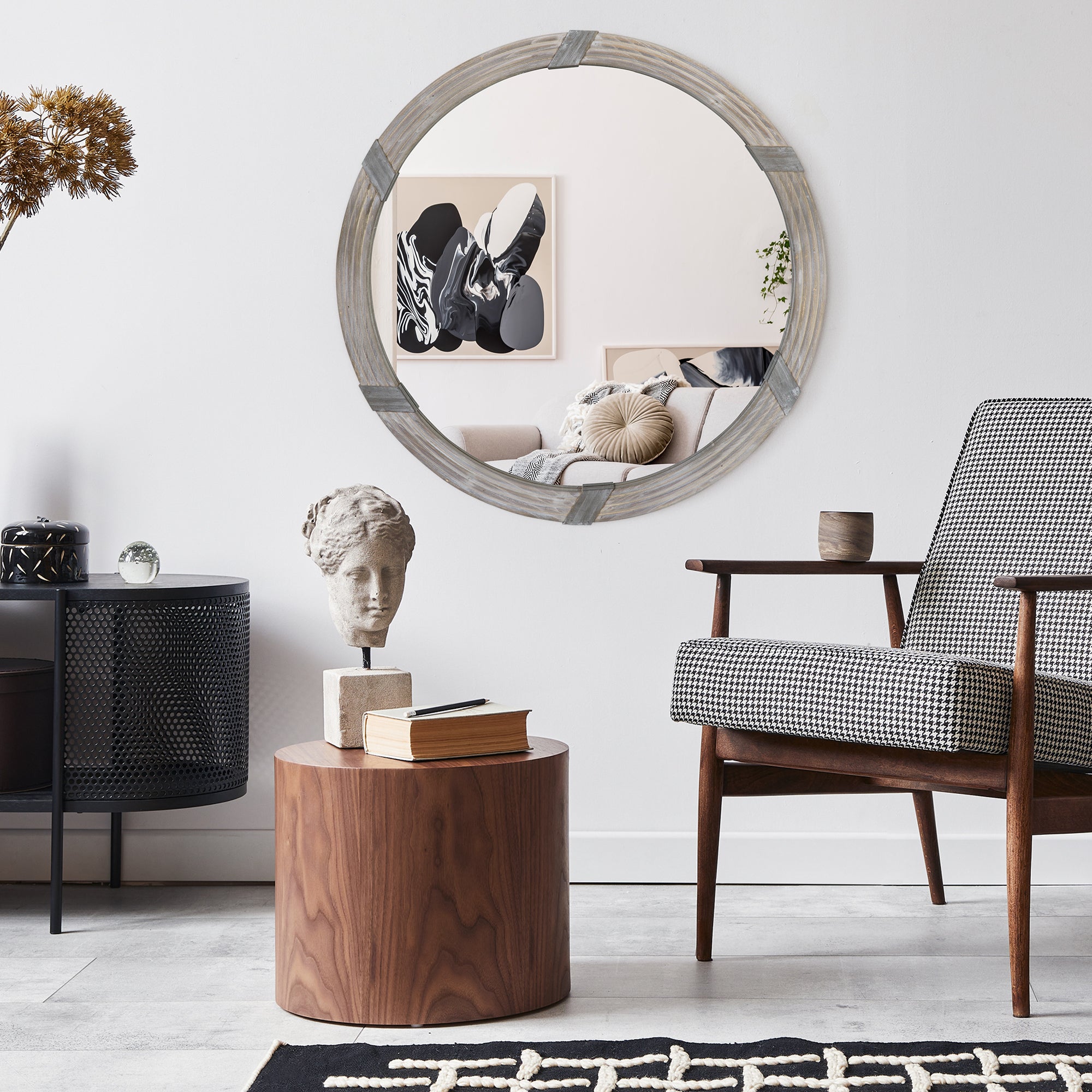 30.75" Wood Wall Mirror, Farmhouse Decorative e Round Mirror for Wall Decor in Living Room, Bedroom, Natural Wood Color