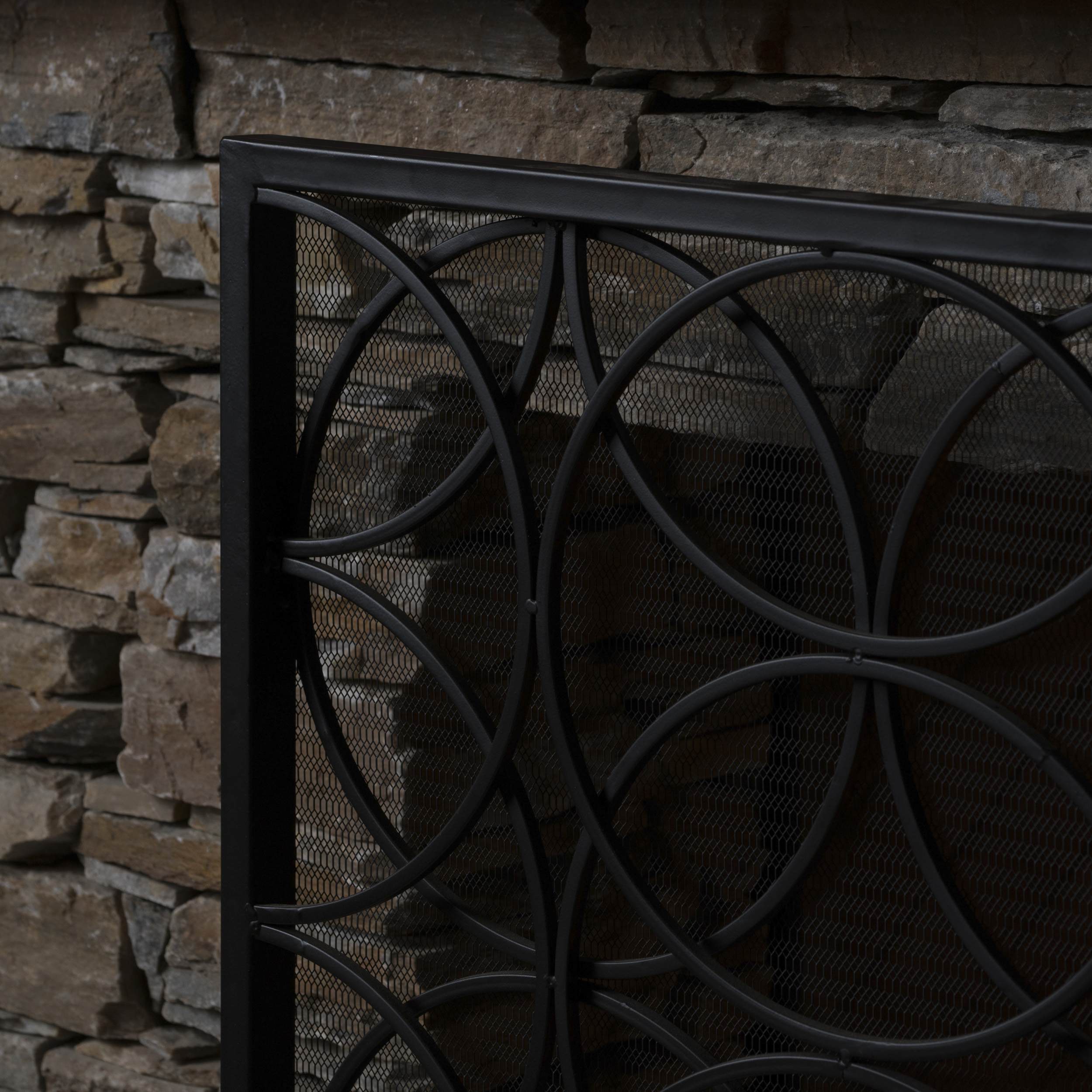 Stylish Single Panel Iron Fireplace Screen with Durable Iron Frame, Modern Overlapping Circle Design, 41.1" L x 9.25" W x 31.1" H, Black