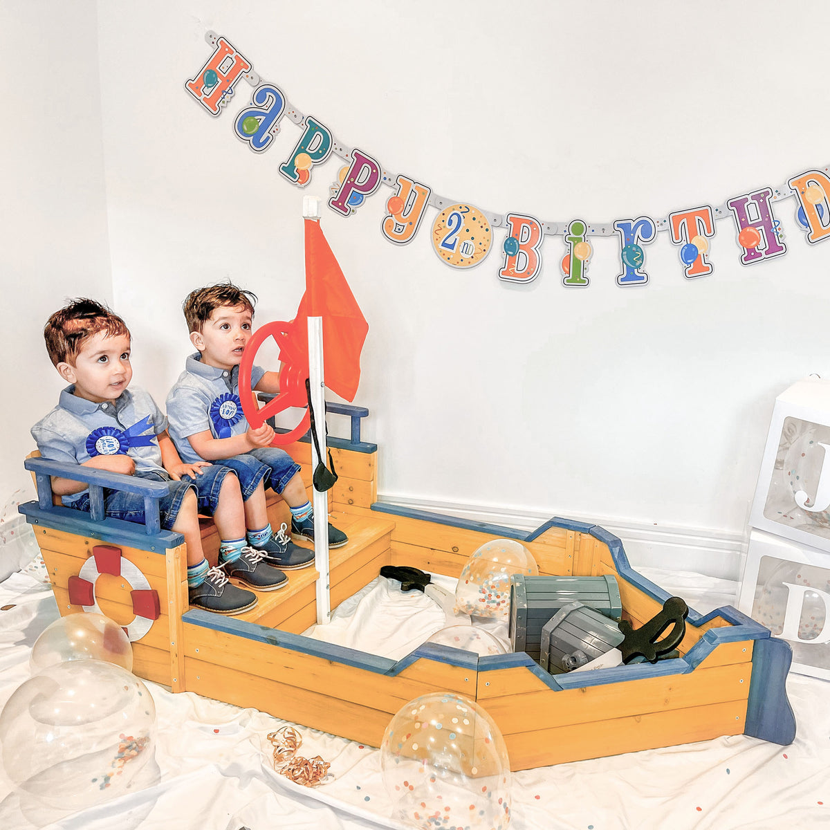 Kids Wooden Sandbox Pirate Ship Sandboat w/ Bench Seat Storage Space Ceder Wood