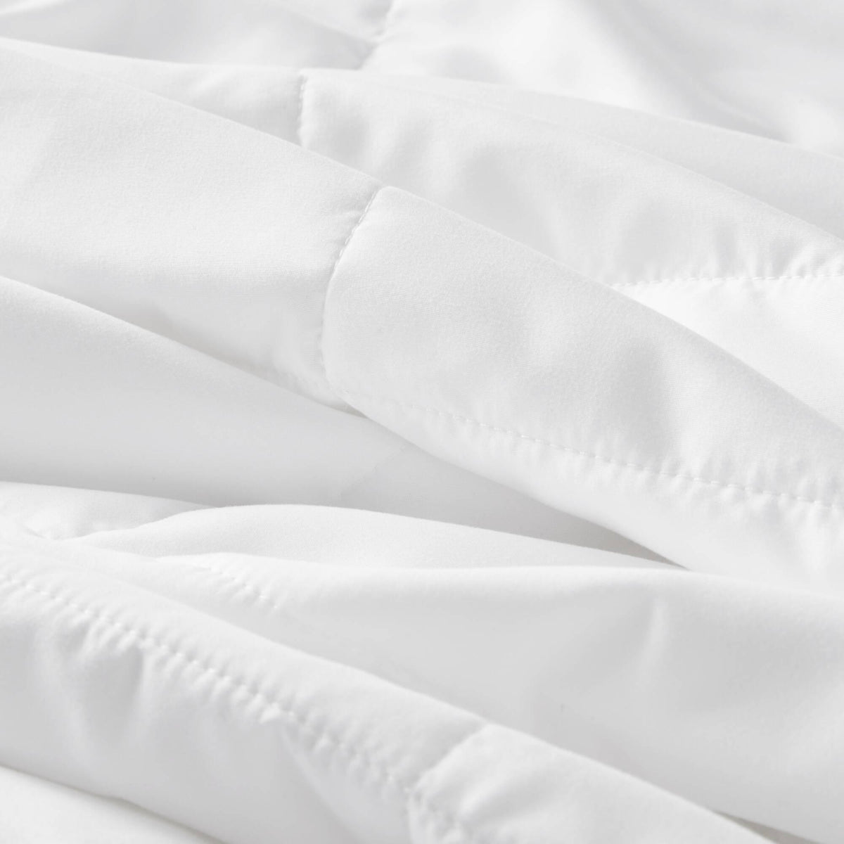 Twin Size Lightweight Down Alternative Blanket with Cool Touch, OEKO-TEX Certified, Machine Washable, 90" L x 68" W x 0.25" H, White